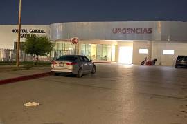 El joven fue ingresado al área de Urgencias del Hospital General tras ser atendido por paramédicos de la Cruz Roja.