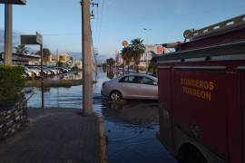 Unidades de emergencia atendieron zonas inundadas ante las lluvias registradas en Torreón