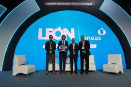 Saltillo recibió el reconocimiento de ANEAS por sus campañas de concientización y cuidado del agua, desarrolladas en escuelas, colonias y espacios públicos.