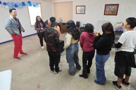 Especialistas en Psicología dialogaron con adolescentes sobre diversidad sexual y derechos humanos.