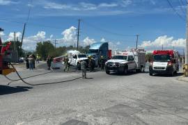 Corporaciones de emergencia participaron en el simulacro realizado en la zona industrial de Monclova con motivo del Día Nacional de Protección Civil.