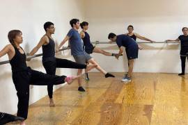 Niños y adultos podrán inscribirse en talleres de ballet.