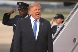 Donald Trump pronuncia un discurso tras su llegada a bordo del Air Force One el viernes 28 de agosto de 2026 a la Base Conjunta Andrews.
