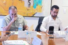 El regidor Jorge Luis Cuerda Serna presidió la sesión de la Comisión de Hacienda y destacó los resultados financieros positivos.