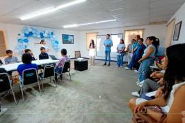 El taller “El Arte de Ser Tú” busca fortalecer la autoestima y la salud emocional de adolescentes torreonenses.