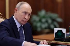 “Estoy seguro de que continuarás honorablemente la obra de tu padre y unirás al pueblo iraní”, le expresó Putin.