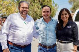 Trabajo coordinado impulsa atención a familias y adultos mayores en Ramos Arizpe, destacó el Alcalde Tomás Gutiérrez.