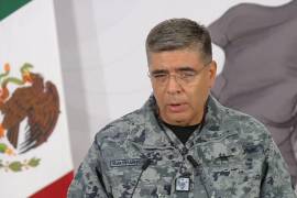 Briceño Lovera añadió que un policía municipal, en coordinación con efectivos federales, rodeó el área y confirmó que el atacante ya no contaba con signos vitales.