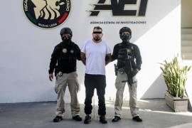 Un hombre que presuntamente privó de la vida a su expareja sentimental y secuestró a sus hijas fue detenido por elementos de la Fiscalía General de Justicia de Nuevo León (FGJNL) en colaboración con autoridades de Michoacán.