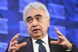El director ejecutivo de la Agencia Internacional de Energía, Fatih Birol, pronuncia un discurso en el Club Nacional de Prensa en Canberra, Australia.