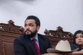 Alberto Hurtado, aunque ha mostrado interés por la dirigencia de Morena en Coahuila, dice respetar la decisión de mantener a Diego del Bosque como líder del partido.