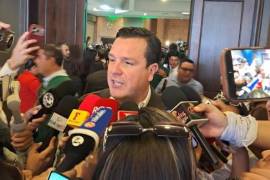 El fiscal Federico Fernández informó que las investigaciones continuarán para identificar y localizar a más integrantes de la banda relacionada con robos a viviendas en el norte de Saltillo.