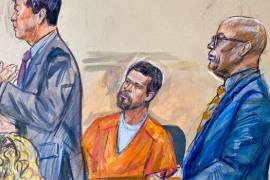 Se alega que el sospechoso viajó en tren desde California a Chicago y luego a Washington, donde se registró como huésped en el Washington Hilton, donde se celebró la ostentosa gala anual el 25 de abril.