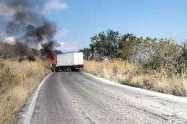 Autoridades informaron que, tras el operativo, civiles armados provocaron bloqueos simultáneos en La Piedad, Zamora y Pátzcuaro