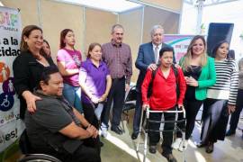 El alcalde José María Fraustro Siller asistió a la Feria Nacional del Empleo para la Inclusión, celebrada en Saltillo.