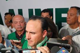 El gobernador Manolo Jiménez resaltó la importancia de la relación entre Coahuila y Texas, enfatizando la colaboración en temas de seguridad y migración.