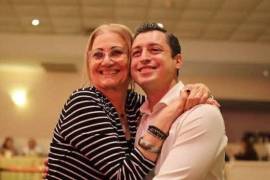 Luis Donaldo Colosio Rojas agradeció a su madre adoptiva por haber cuidado de él cuando sus padres murieron