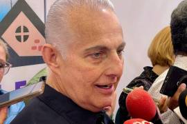 El alcalde de Torreón, Román Alberto Cepeda, defendió la reingeniería en el departamento.