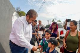 El alcalde destacó que el campamento fomenta el aprendizaje, la convivencia y el desarrollo de talentos.