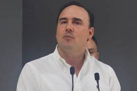 El gobernador Manolo Jiménez reafirma el compromiso de Coahuila con las causas feministas.