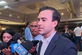 Gabriel Elizondo aseguró que Mejora Coahuila seguirá operando en todo el estado, independientemente de los cambios que puedan darse en otros cargos públicos.