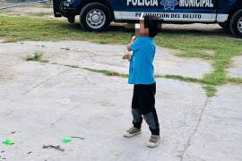 Policía de Monclova lleva una posada ‘sorpresa’ a niños de Casa Hogar Galilea
