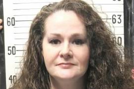 Christa Pike, la mujer que llevaba casi tres décadas en el corredor de la muerte en Tennessee, Estados Unidos, sobrevivió este miércoles a las dos dosis de pentobarbital administradas durante su ejecución.