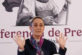 Claudia Sheinbaum, presidenta constitucional de los Estados Unidos Mexicanos, encabezó la conferencia La Mañanera del Pueblo, realizada en el Salón de Tesorería en Palacio Nacional