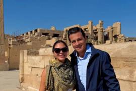 El influencer poblano Adolfo Lazzari se ha vuelto viral en Instagram después de capturar un épico momento en Egipto, donde se encontró con el expresidente de México, Enrique Peña Nieto, durante su viaje al Templo de Karnak.