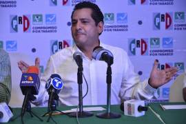 Versiones sugieren que Jesús Alí de la Torre se separó de delegación para competir en los comicios de 2027.