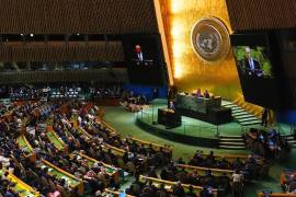 Contiene estudios de caso detallados que documentan el trato dispensado a las personas detenidas antes de su expulsión forzosa a Francia en el marco del programa.