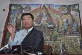 Tibetanos reeligen a Lobsang Sangay como líder del Gobierno en el exilio