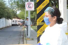 Trasladan a 29 ancianos infectados por COVID-19 en asilo de Nuevo León