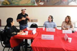 La exposición rescata dinámicas lúdicas que fortalecen la convivencia familiar y escolar.