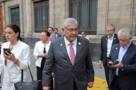 En Coahuila, las secciones del SNTE son las que aún han mantenido cercanía con el PRI, como es la 38, cercana al Gobierno estatal y de donde surgen los dirigentes sindicales locales.