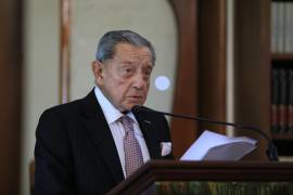 Miguel Alemán Velasco, ex Gobernador de Veracruz, era presidente del Consejo de Administración, y Alemán Magnani era vicepresidente y director General de la aerolínea. El SAT los calificó como obligados solidarios en abril de 2020.