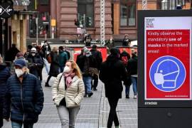 Lo único que queda son medidas llamadas de protección básica como el uso de cubrebocas en el transporte público y en lugares como hospitales u hogares de personas de la tercera edad