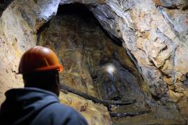 Las mineras están siendo víctimas del crimen organizado en varias entidades del país.