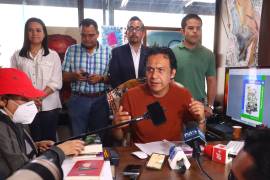 Con un fuerte y constante contacto con maestros de todo el País, especialmente de la CNTE, Marx recibió más presupuesto cuando ya había terminado la mayoría de los nuevos libros de texto gratuito, que iniciaron en el ciclo escolar 2023-2024.