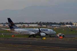 Magnicharters atribuyó cancelaciones a “problemas logísticos” sin dar detalles, pero la aerolínea se encuentra en medio de crisis operativa marcada por adeudos, falta de viáticos y ausencia de personal en aeropuertos.