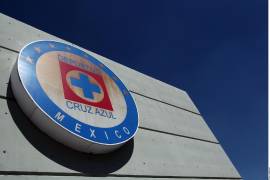 Exhibieron que el abogado operó con facturas falsas por 717 millones de pesos, cobró servicios inexistentes y diseñó desfalcos mediante contratos simulados en el extranjero.