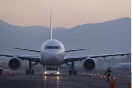 Las aerolíneas también seguirán operando menos vuelos en el 2023 que antes de la pandemia, dejando a los viajeros con menos opciones, especialmente en caso de retrasos y cancelaciones.
