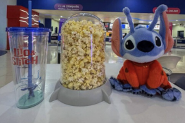 La fiebre por la palomera de Stitch lanzada por Cinépolis ha provocado largas filas.