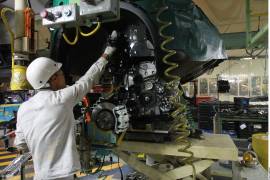 Las firmas europeas y japonesas con menos del 10% de autopartes de EU son las más castigadas por las tarifas de EU; advierten que las armadoras frenarán inversiones en México por el T-MEC.