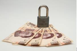 Las empresas están tomando mayor cautela para realizar inversiones ante la incertidumbre que existe en diferentes ámbitos políticos y comerciales.