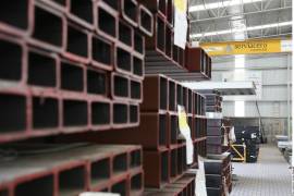 Explican que el aparente beneficio del 25% al 15% en ciertos productos es neutralizado por un cambio regulatorio, el cual cobrará el impuesto sobre el valor total de la mercancía y no solo en el peso de acero.