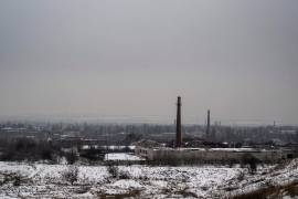 La región del Donbás en Ucrania, donde los combates continúan, es el territorio propuesto para “Donnyland”, un concepto que busca atraer el apoyo del expresidente Trump para un acuerdo de paz.