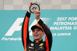 Verstappen, de Red Bull, celebra su cumpleaños ganando el GP en Malasia