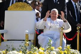 Unas 600,000 personas, es decir, casi la mitad de la población de Timor Oriental, escucharon la última misa del papa Francisco en el país.