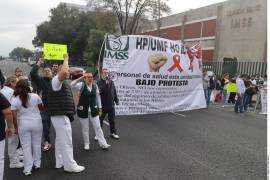 De acuerdo con los inconformes, los trabajadores del IMSS de las 37 secciones sindicales en todo el país salieron a manifestarse.